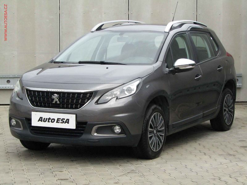 Peugeot 2008 (2017) 1.2 VTi, ČR, servis.kniha - fotka 3 z 17