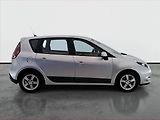 Renault Scénic (2010) 1.5 dCi, Automat, Navi - náhled 6