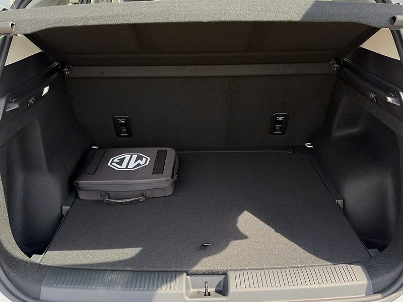 MG MGS5 EV (2026) S5 EV Emotion 49kWh - fotka 8 z 21
