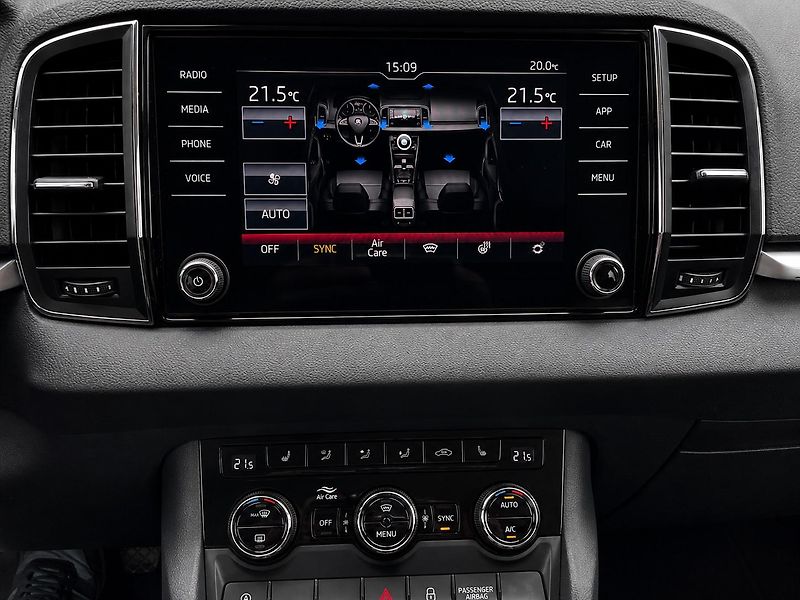 Škoda Karoq (2020) 1.5 TSI 110 kW DSG STYLE - fotka 18 z 34