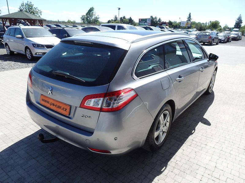 Peugeot 508 2.0 HDI 110 kW PANORAMA, NAVI - fotka 4 z 16