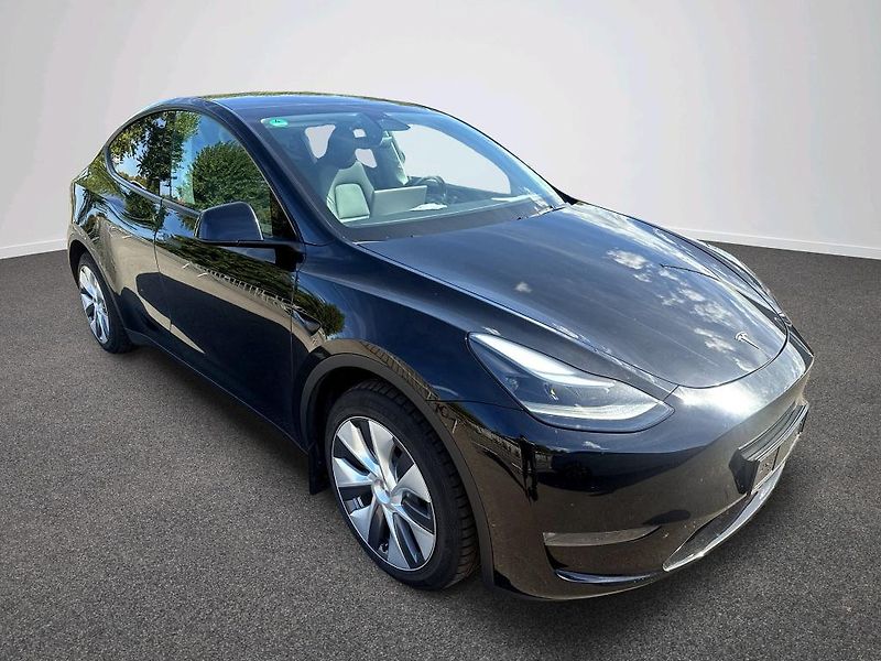 Tesla Model Y (2024) AWD Long Range    PŘIPRAVUJEME - fotka 5 z 8