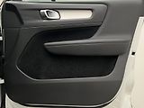 Volvo XC40 T3 MOMENTUM AUT 1. maj. - náhled 45