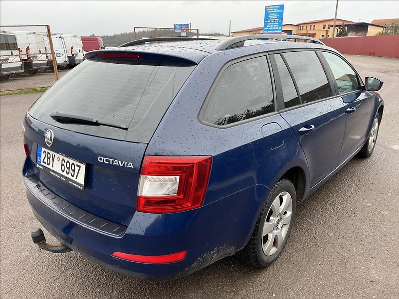 Škoda Octavia 2,0 TDi 110KW KLIMA ROZVODY - fotka 6 z 36