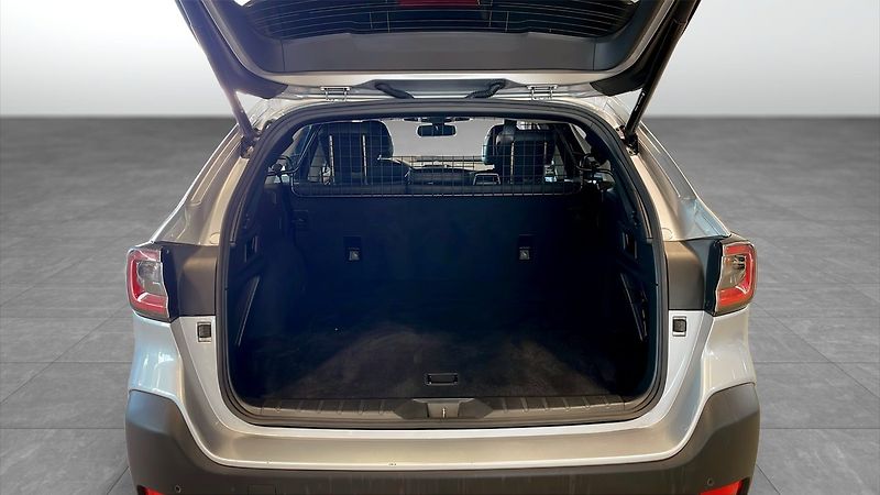 Subaru Outback 2.5i 4WD Comfort + tažné - fotka 12 z 12