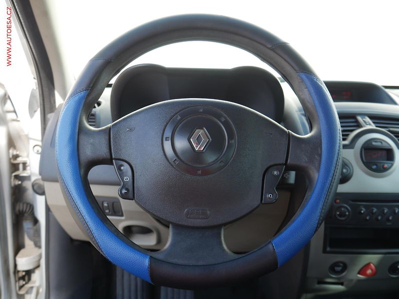 Renault Mégane (2005) 1.5dCi, AC, temp - fotka 15 z 15