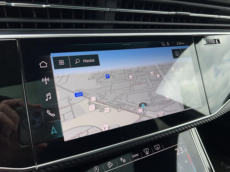 Audi Q8 55 TFSi QUATTRO S-LINE, TAŽNÉ - fotka 14 z 29