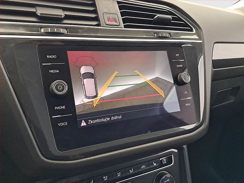 Volkswagen Tiguan (2018) 2.0 TDI, 4X4, Automat - fotka 19 z 19