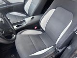 Toyota Avensis (2015) 1.8VVTi, 108kW, REZERVACE - náhled 10