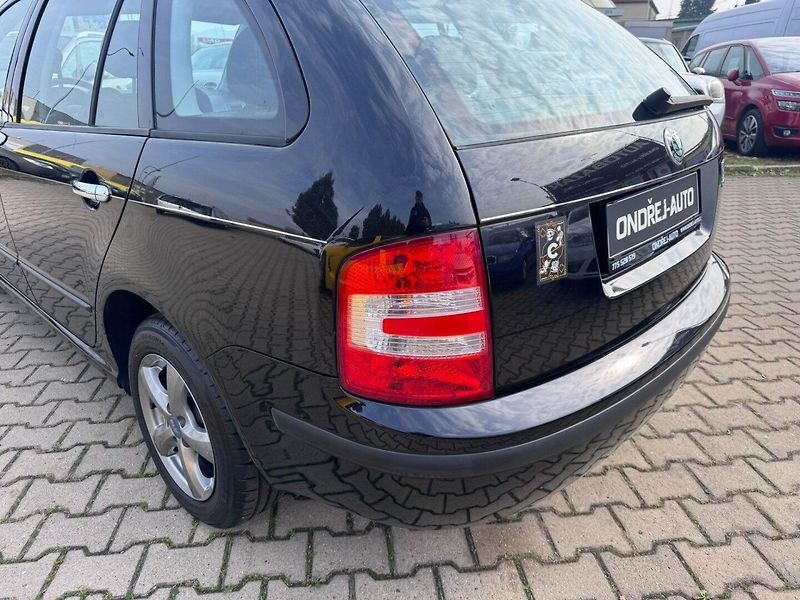 Škoda Fabia (2005) 1,4i 55 KW 1. MAJITEL STK KOLA - fotka 12 z 50