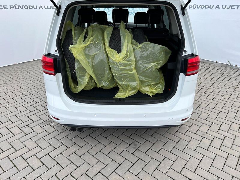 Volkswagen Touran (2019) 2.0TDI 110kW! Join! ROZVODY! - fotka 9 z 36