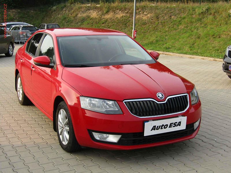 Škoda Octavia (2016) 2.0 TDi, ČR, Výhř.sed. - fotografie inzerátu