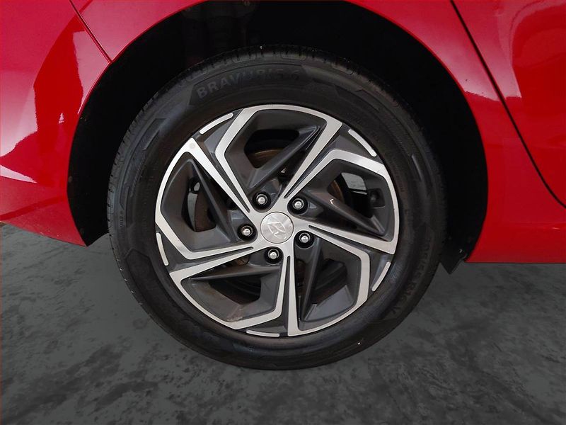 Hyundai i30 (2020) 1.5 T-GDI MHEV, Tempomat - fotka 15 z 17