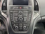 Opel Astra (2012) 2.0 TDCi, AC, navi, park - náhled 12