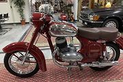 Jawa 250-353 Kývačka
