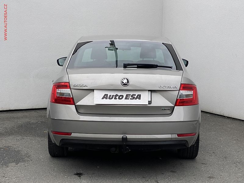 Škoda Octavia (2017) 1.4 TSi, ČR, Ambition, TZ - fotka 5 z 16