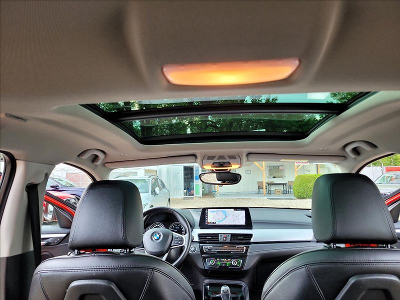 BMW X2 18i ,led,navi,kůže,výhřev - fotka 46 z 47