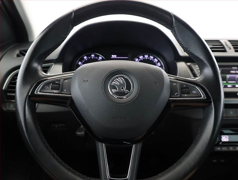 Škoda Fabia (2017) 1.2 TSI, Serv.kniha - fotka 8 z 16