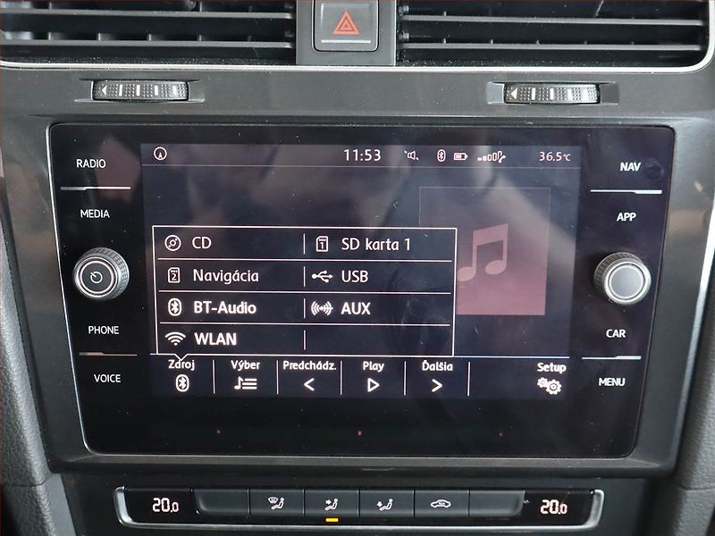 Volkswagen Golf (2017) Comfortline 2.0 TDI, Automat - fotka 21 z 23