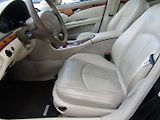 Mercedes-Benz Třídy E (2005) E 320 165kW AUTOMAT BEZ MĚCHŮ - náhled 19