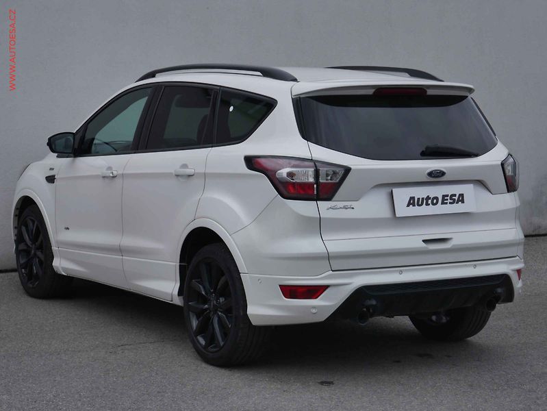 Ford Kuga (2017) 2.0 TDCi 4x4, ČR, ST-Line - fotka 6 z 23