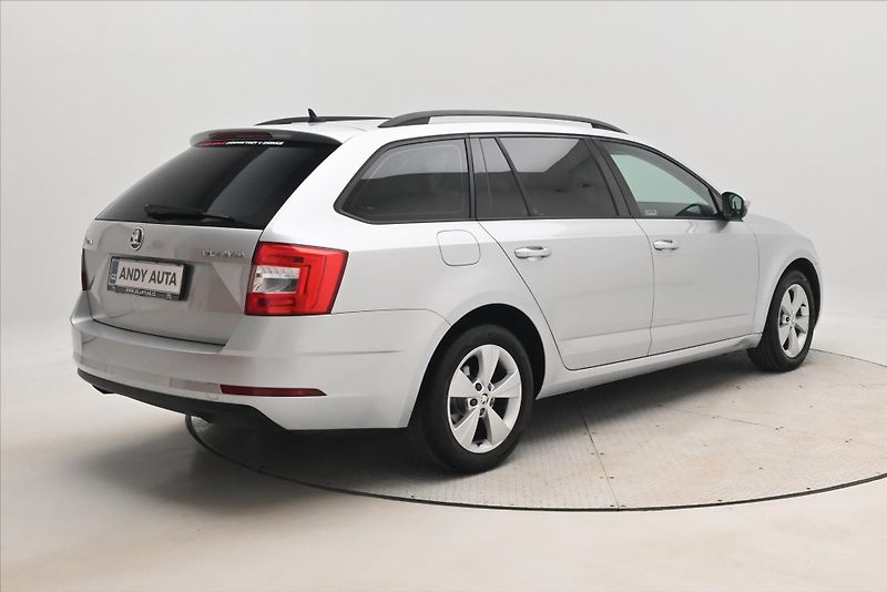 Škoda Octavia 1,6 TDI 85kW Ambition Záruka a - fotka 5 z 29