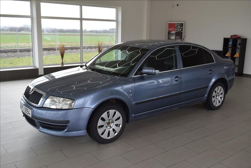 Škoda Superb 2,8 i V6 30V, klima,nová STK, - fotka 1 z 17