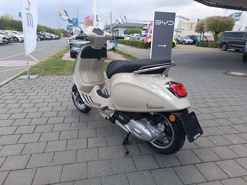 Vespa Primavera 125 3V ABS (2026) Beige Avvolg. 2026 (příslušen - fotka 4 z 14