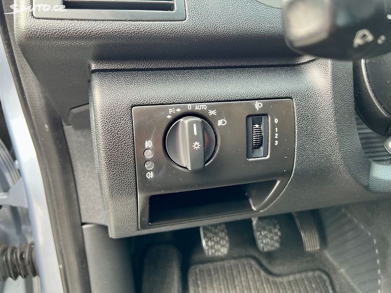 Mercedes-Benz Třídy A (2007) 150 70 kW Klima,Servis - fotka 16 z 18