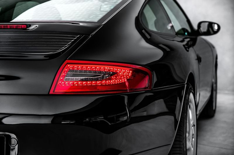 Porsche 911 996 Carrera - fotka 9 z 20