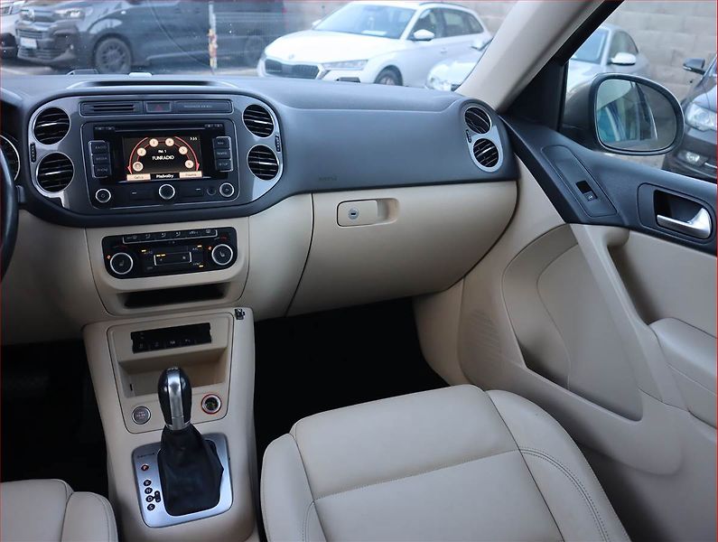 Volkswagen Tiguan (2012) Exclusive 2.0 TDI, 4X4 - fotka 8 z 20