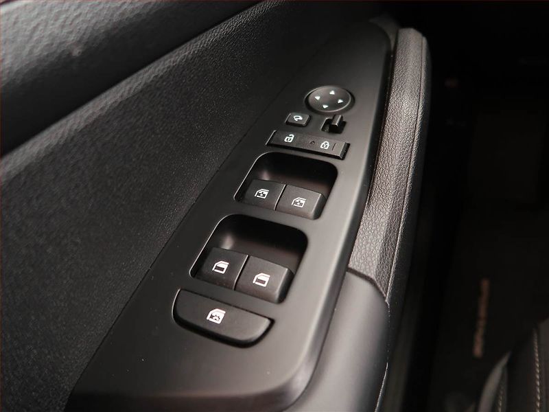 Kia Sportage (2024) 1.6 T-GDI MHEV - fotka 16 z 19