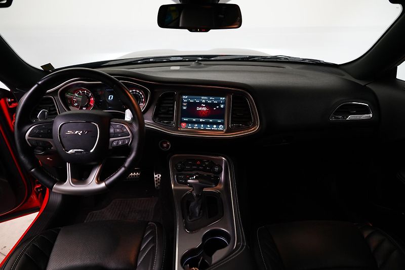 Dodge Challenger - fotka 5 z 24