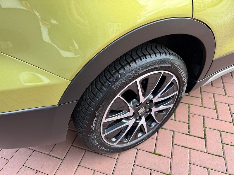 Suzuki SX4 S-Cross (2015) 1.6 VVTi Limited Navi Kamera - fotka 47 z 50