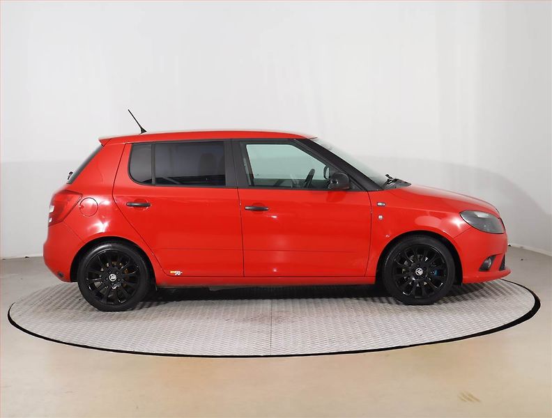 Škoda Fabia (2014) 1.4 16V, LPG - fotka 6 z 15