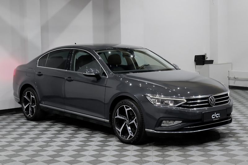 Volkswagen Passat B8 Facelift 1.5 TSI 110 kW DSG - fotka 2 z 36