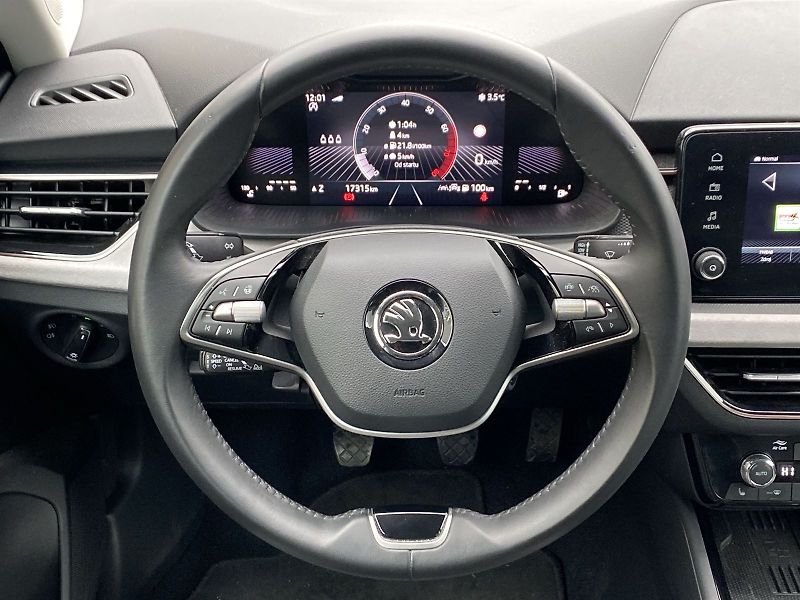 Škoda Kamiq (2024) 1.0 TSI Top Selection - fotka 6 z 34