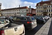 Parkuje se i na historickém Velkém náměstí