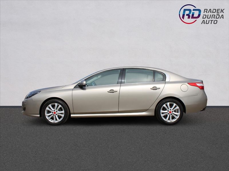 Renault Latitude 2,0 dCi  NOVÉ V ČR,AUTOMAT - fotka 8 z 30