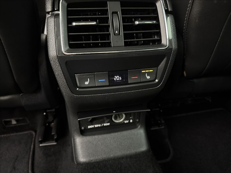 Škoda Kodiaq 2,0 DSG 4X4 CANTON ACC 360° - fotka 43 z 47