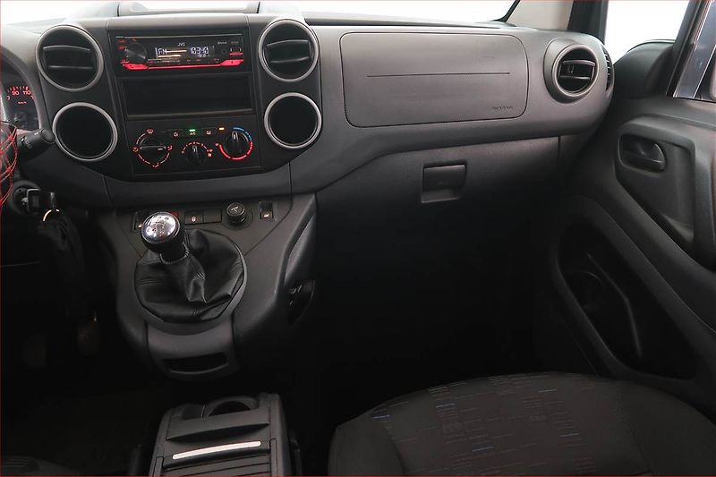 Citroën Berlingo (2008) 1.6 HDi, 5Míst, ČR - fotka 8 z 15