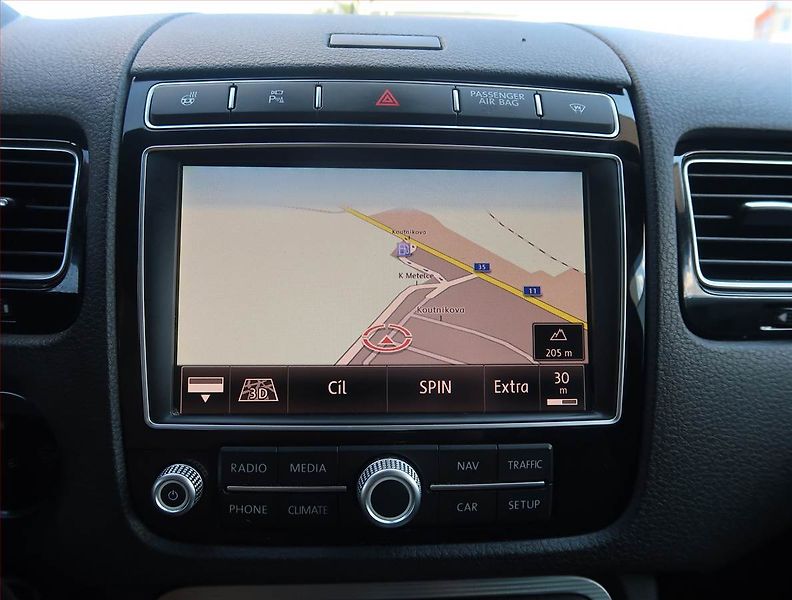 Volkswagen Touareg (2015) R-Line 3.0 TDI, 4X4, Automat - fotka 16 z 27