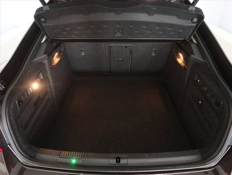 Škoda Superb (2016) Laurin&Klement 2.0 TSI - fotka 13 z 22