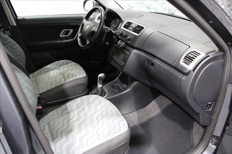 Škoda Fabia 1,9 - fotka 10 z 28