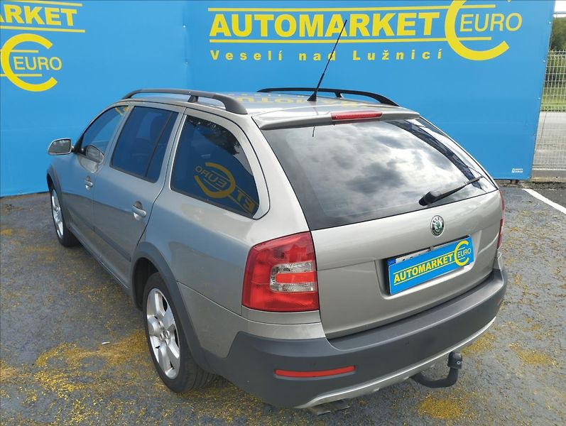 Škoda Octavia 2,0 TDi 103KW Scout 4X4 - fotka 6 z 20