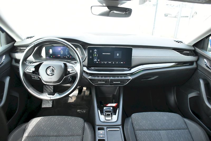 Škoda Octavia (2023) Style Plus 1.5 TSI 110kW DSG - fotka 5 z 30