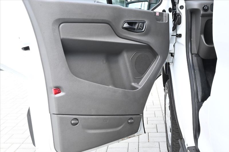 Ford Transit 2,0 TDCI 96kW L4H3 Trend Záruk - fotka 22 z 27