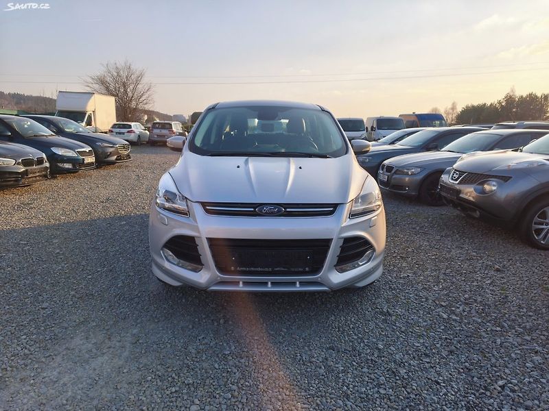 Ford Kuga (2016) - fotka 14 z 39