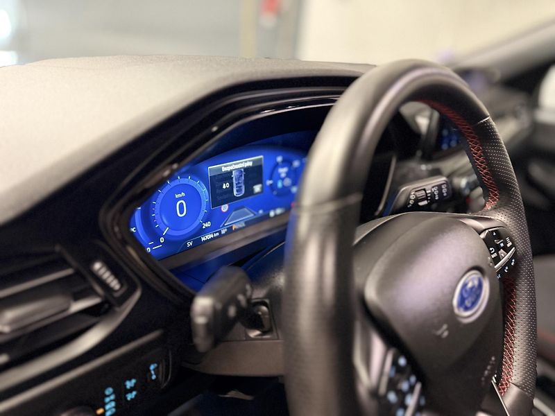 Ford Kuga (2023) 2.5,HYBRID,ST-LINE,E85!! - fotka 24 z 35