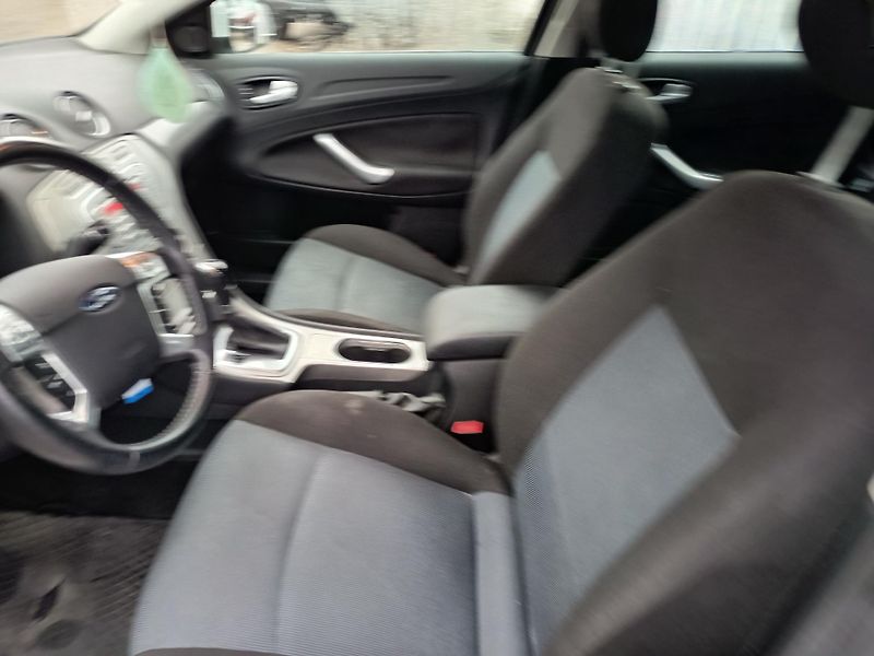 Ford Mondeo (2008) 2.0 TDCI Aotomat! - fotka 22 z 31